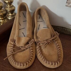 Minnetonka Light Brown Suede Moccasins